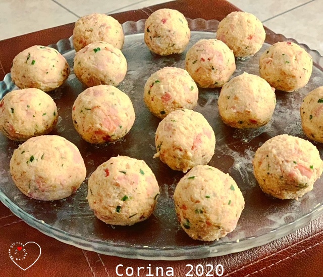 Canederli burro e salvia con scaglie di grana Un cuore di farina