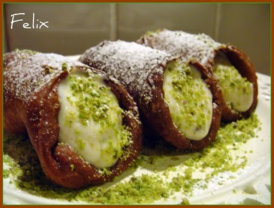 Cannoli siciliani: gusto, creatività e tradizione - L'ultima Fetta