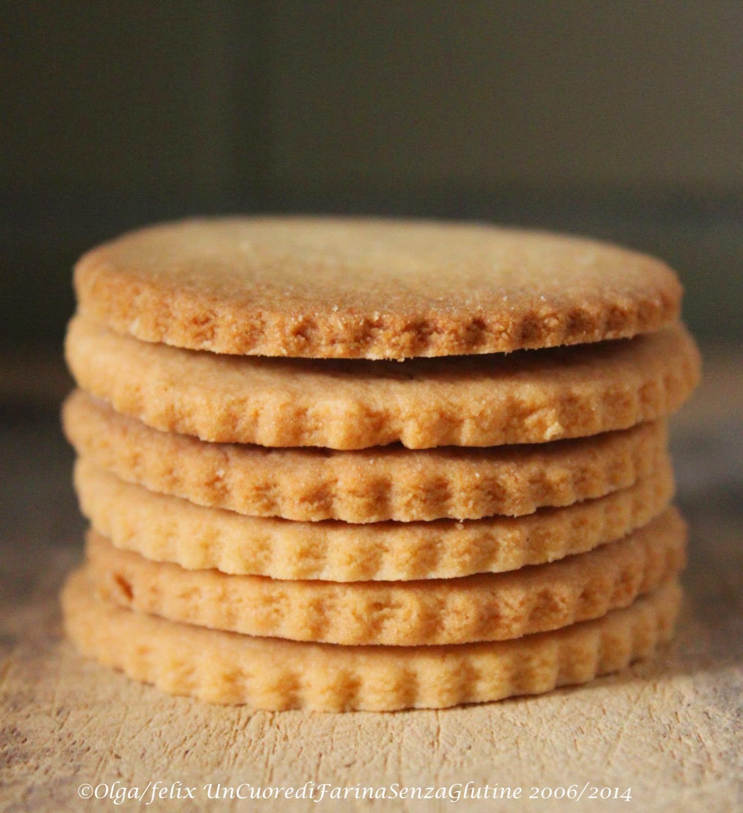 Biscotti con Riso, Mandorle e Cardamomo