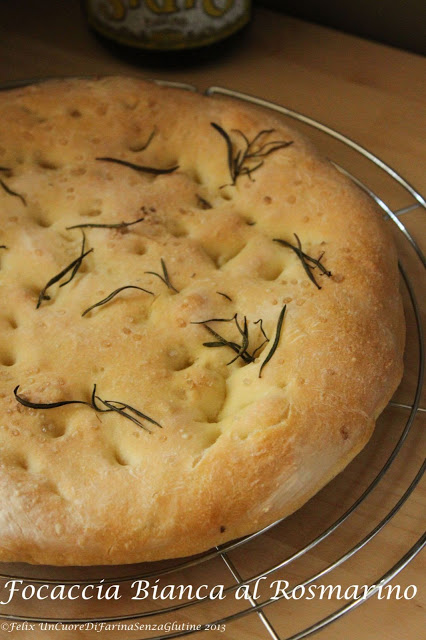 Focaccia Bianca al Rosmarino