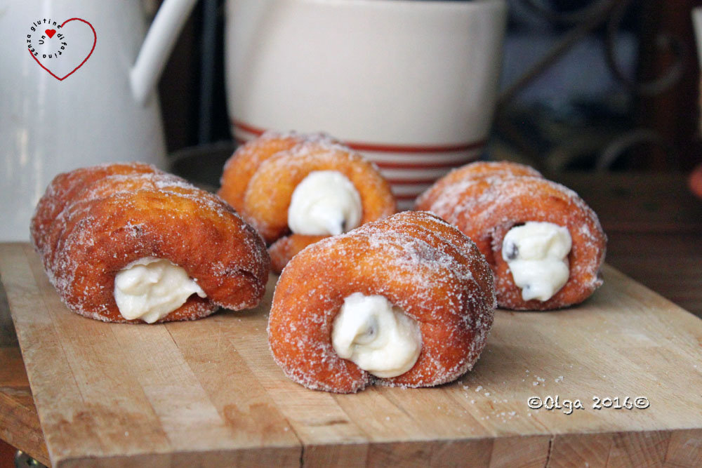 Cartocci Fritti con Crema di Ricotta (no dietoterapeutiche)