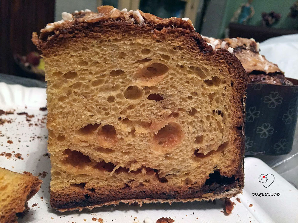 Colomba (a biga) con Farine Naturali alla Vaniglia e Gocce di Cioccolato Bianco