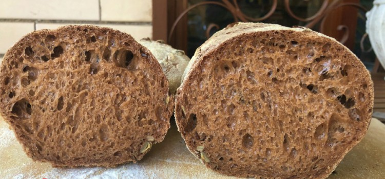 Pane a Lievitazione Naturale con Mix Royaline Miscela alla Carruba