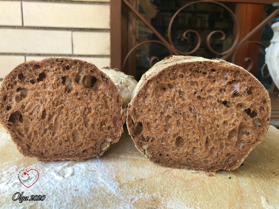 Pane a Lievitazione Naturale con Mix Royaline Miscela alla Carruba