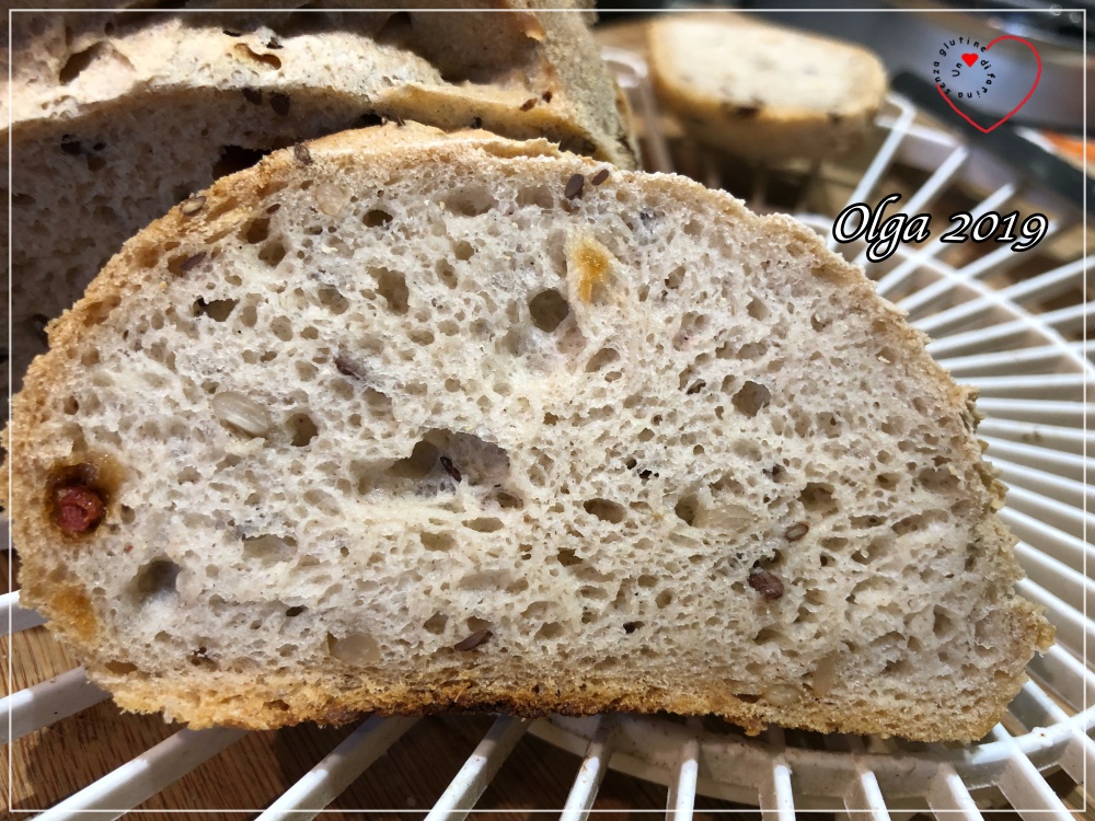 Pane senza glutine con la macchina del pane - Cardamomo & co