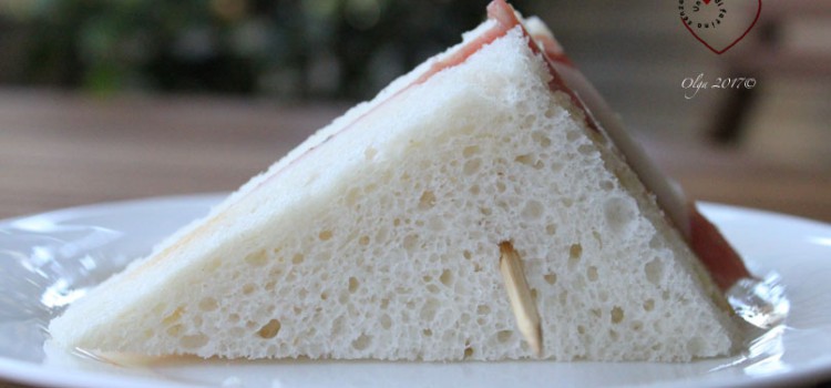 Pane per Tramezzini o Toast con lievito di birra